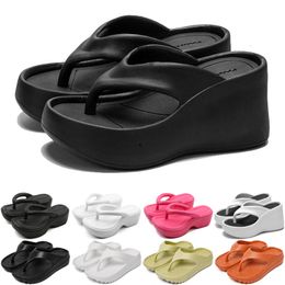 Sandaal Q1 Sliders Slides Designer Slipper voor mannen Sandalen Sandalen Glijpantoufle Mules Heren Slippers Trainers Slipperen Flops Sandles Color10 450 Wo S