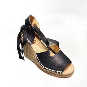 sandalia Zapatillas para mujer Diapositiva Moda de verano Sandalias planas anchas Chanclas para interiores con tamaño de caja EUR35-41