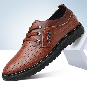 Sandales d'été Vintage en cuir pour hommes, chaussures confortables, fond souple, à enfiler, respirantes, ajourées, robe d'affaires, 2021