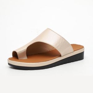 Sandalias 2021 Mujeres Acogedoras Zapatos Llanos Plataforma Plana Señoras Casual Corrección de Dedo Grande Ortopédico Corrector de Juanete Flip Flop