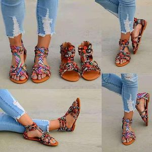 Sandales 2021 Femmes Summer Shoes Fashion Bohemia Gladiator coloré plates de cheville STRAP LADES CONCUSTÉ plus taille 35-43