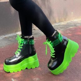 Sandales 2022 Nouvelles grandes tailles 43 Gothic Green Plateforme High Heels Cosplay Fashion Winter coin Boots Boots Halloween Chaussures de la cheville Femmes