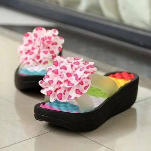 Sandalen 2022 Vrouwen Sandalen Slippers Flower Kleurrijk Zomerplatform Bath Slippers Wedge Beach Flip Flops Hoge Heel Slippers Schoenen schoenen