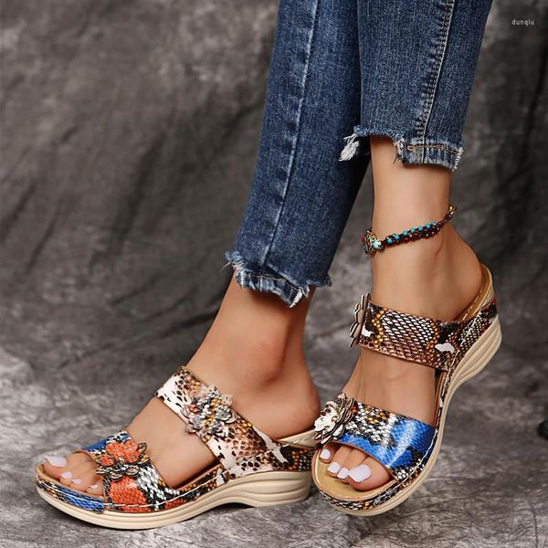 Sandalias 2023 moda mujer leopardo estampado tacón medio cabeza redonda serpiente patrón verano Casual zapatos grandes