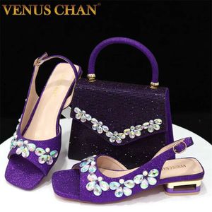 Sandalen 2023 Italiaans ontwerp Classic Dames Handtas Splicing Kleur Matching Hoge Heels African Wedding Party Shoe en Bag Setl2404