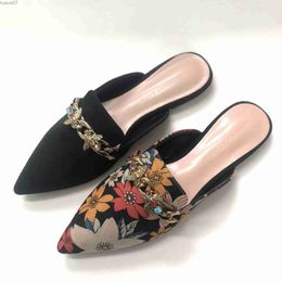 Sandalias 2023 Recién llegado Impreso Zapatos florales para mujer Cadena de carne Slider Dot Toe Flat Slider Diseñador de moda EU45-34 22cmL2403