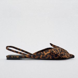 Sandales 2023 été imprimé léopard femmes bout pointu nœud papillon plat mode Slingback sans lacet peu profond