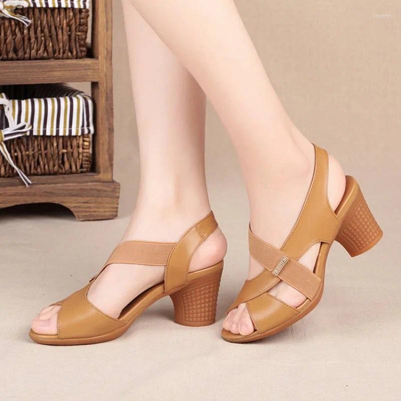 Sandalen 2023 Zomer Schoenen Voor Vrouwen Comfortabele Hoge Hakken Slip Op Mode Vrouwen Open Teen Antislip Zachte bodem Moeder Schoen