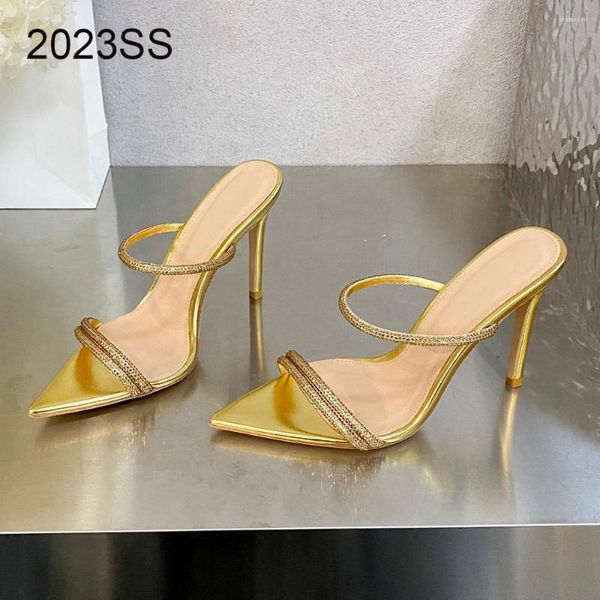 Sandales 2023SS femmes bout rond Ultra fins talons hauts défilé de mode chaussures mariée Date anniversaire cadeau or