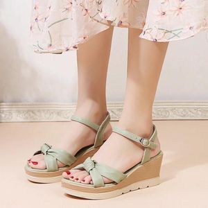 Sandalen 2024 Sexy Romeinse Schoenen Open Teen Dikke Zool Wedge Vrouwen Zomer Mode Toevallige Elegante Hoge Hakken GEEN: 516