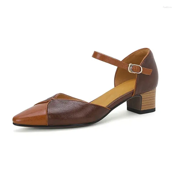 Sandales 2024 Été Original pour femmes en cuir de soie pointu de la soie Mode Crystal Chaussures Chaussures de haute qualité rétro de haute qualité