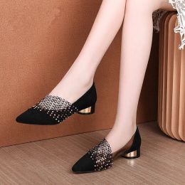 Sandales Akexiya 2021 Nouvelles chaussures Femme Summer Fashion Crystal Lace Robe Chaussures Fomens High Heels Sandales Square Talèled Pumps Ladies chaussures