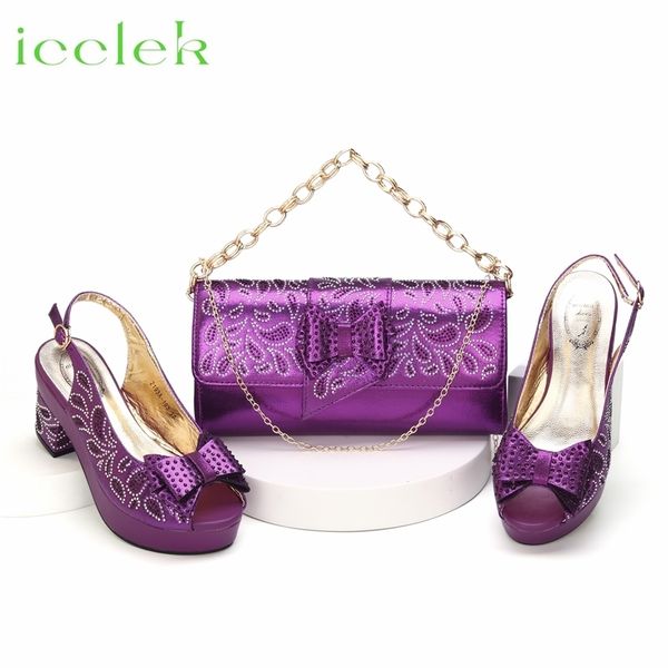 Sandalias llegada color púrpura zapatos conjunto de bolso a juego diseño de mariposa para mujeres nigerianas bomba de fiesta de boda 230713