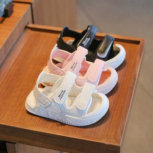 Sandalen Baby Girl Shoes Summer Nieuwe First Walkers Kids Beach Sandalen Fashion Sandalen Fashion Boy Girls Anti Slip Soft Bottom Sport Sandals Sneakers AA230518