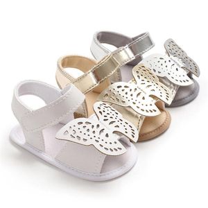 Sandalen babyschoenen meisje zomer sandalen zachte antislip zool grote vlinder goud zilveren haak lus lichtwieg geboren eerste wandelaars schoenen 230515