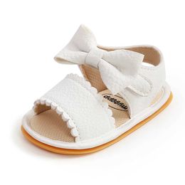 Sandales Baby Shoes Summer Boys and Girls Preschool Flat Soft Rubber Sole Anti Slip Bow Knot Bed First Walking H240603 XEV4
