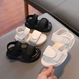 Sandals Baywell para niños sandalias sólidas de verano sólidas y cómodos zapatos de playa sin deslizamiento adecuados para niños de 2 a 7 años D240515