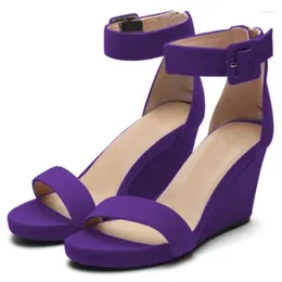 Sandales Belles sandales pour femmes. Talons hauts d'environ 12 Cm. Talon compensé à talons. Chaussures d'été. TAILLE:34-45
