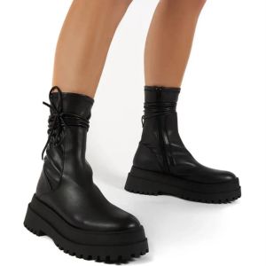 Sandales Big Size 43 ins Chot Femelle Brand New Ankle Boots Chunk Talons Punk Zipper Combat Boots d'automne Femme Fashion Plateforme Chaussures Femme