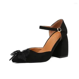 Sandales BLXQPYT Zapatos Mujer 2023 Pompes de mode élégantes Chaussures de mariage peu profondes Mariée Noir Femmes Talons Plus Taille 46 47 48 23-16