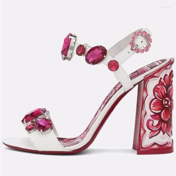 Sandales bohème rouge fleur imprimé cuir talon épais bijou bijoux cristal boucle sangle Peep Toe célébrant les chaussures de piste