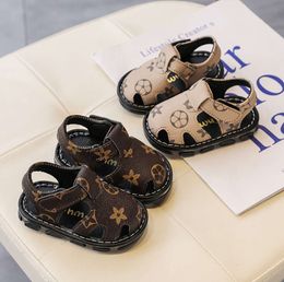 Sandalias Born Baby Boys Moda Verano Infantil Niños Zapatos de cuna suave Niñas pequeñas Zapatos antideslizantes para niños