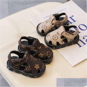 Sandalias Nacidas Bebés Niños Moda Verano Infantil Niños Zapatos de cuna suave Niñas pequeñas Antideslizante Entrega de gota