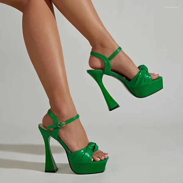 Sandalias Bow Green Tacones 14 cm Diseñador Square Toe PU Cuero Mujeres 2023 Lady Party Plataforma Altos Zapatos de verano Oficina