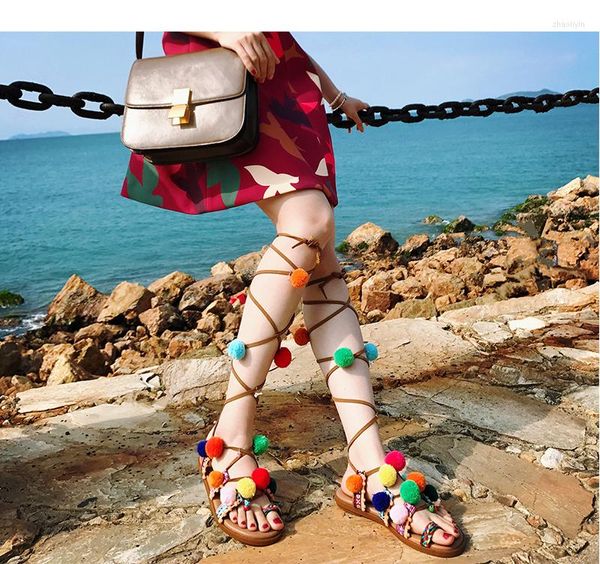 Sandales Marque Designer Boule Colorée Frange Pompon Style String Tongs À Lacets Glands Gladiateur Femme D'été Casual Chaussures