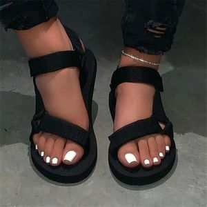 Sandales décontractées à bout ouvert femmes sandales antidérapant noir crochet boucle plate-forme sandales chaussure femme été plage chaussures 230414