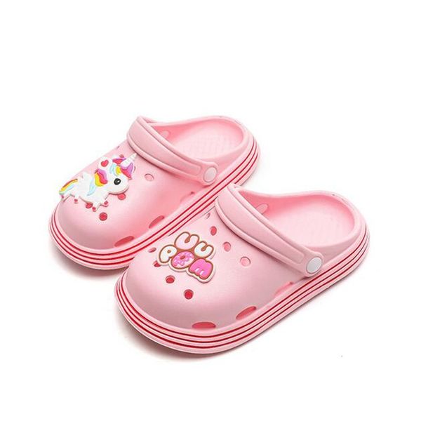 Sandales Pantoufles pour enfants Été Sandales à lettres pour garçons Version coréenne pour filles Chaussures à trous 2-12 ans Plage antidérapante pour enfants EVA 230628