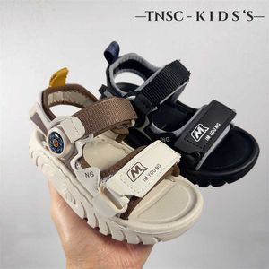Sandals Chaussures pour enfants 2024 Été Nouvelle plage Middle et grande école Open Toe H240510