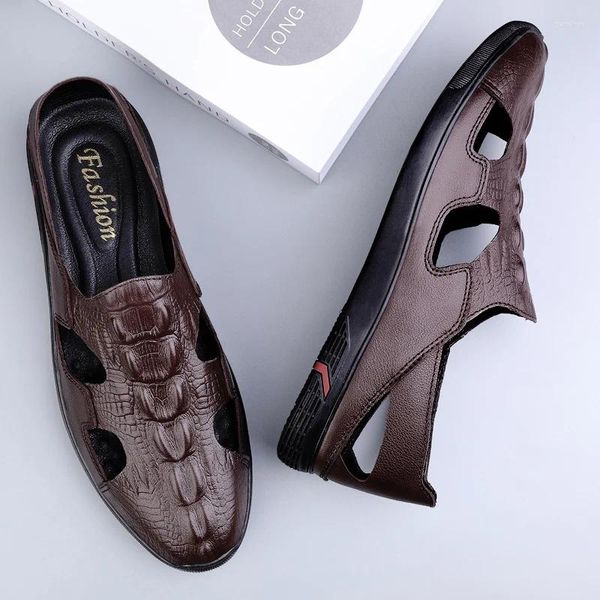 Sandalias de cuero clásico para hombre al aire libre hombres hechos a mano Sandaly Hollow Out Hombre Zapatos de playa transpirables pisos de verano masculinos