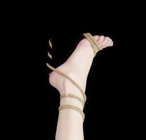 Sandalen Cleo Rhinestone dunne hoge hakken Sandalen Crystal Heel enkelriem kronkelen 95 mm dames039s kledingschoenen luxe ontwerper SAN4508992