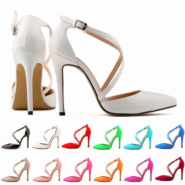 Sandalias Sandalias de mujeres de color profundo Summer Toe puntiagudo blanco Blanco rojo Moda Patente Tisos altos Pombas de mujer Fiesta