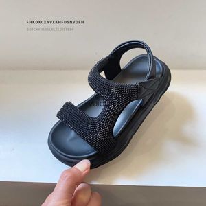 Sandals Crystal Fashion Summer Childrens schoenen 3-6-12 jaar oud vrouwelijk meisje Roman Ademblage H240411