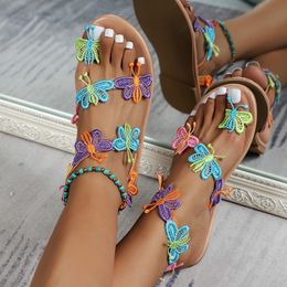 Sandales Datar Kupu kupu Wanita Musim Panas Sepatu Pantai Kasual 2023 Ujung Klip Mode Baru bohème Berjalan Femme 230418