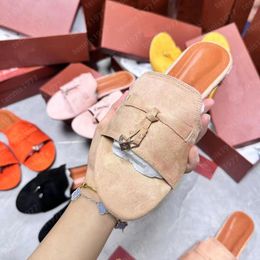 Sandals Designer Chaussures Loro Mule Talons Summer Pianas Slipper Suede en cuir sexy Femmes Flat Tlines Loafer Charme ensoleillé Outdoors Travels Sliders Taille 35-41