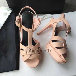 Sandalen Designer Women High Heel Shoes 10 cm Shiny Metal Leather Luxury Dress Lederen trouwschoenen 14 cm met doos NO23 240404133JTC