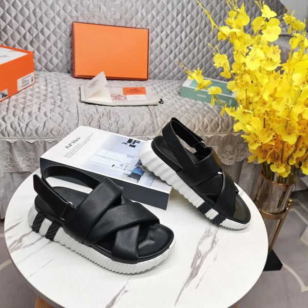 Sandales chaussures de créateur pour femmes Élégantes et confortables Antidérapantes et résistantes à l'abrasion Tissu de haute qualité Livraison gratuite Super Light noir blanc