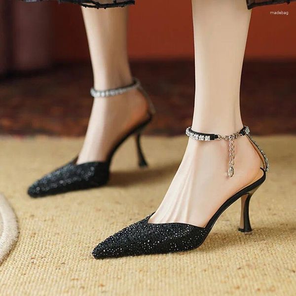 Sandalias elegantes de cristal negro para mujer, zapatos de vestir formales con punta estrecha, cadenas de diamantes de imitación, zapatos de boda plateados, Sandalias de tacón alto