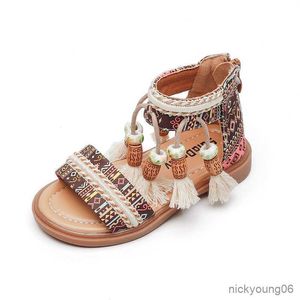 Sandalen etnische retro kinderen mode casual schoenen kwastjes 2023 terug zipper zomer nieuwe ademende meisjes sandalen kinderen patroon r230529