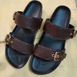 Sandalen beroemde designer Dames Sandles Bom Dia Flat Comfort Mule Glides Sandaalleer Buckle Bruin Zwart Blue Sliders Sandels Paseo Platte muilezels Slipperontwerpers