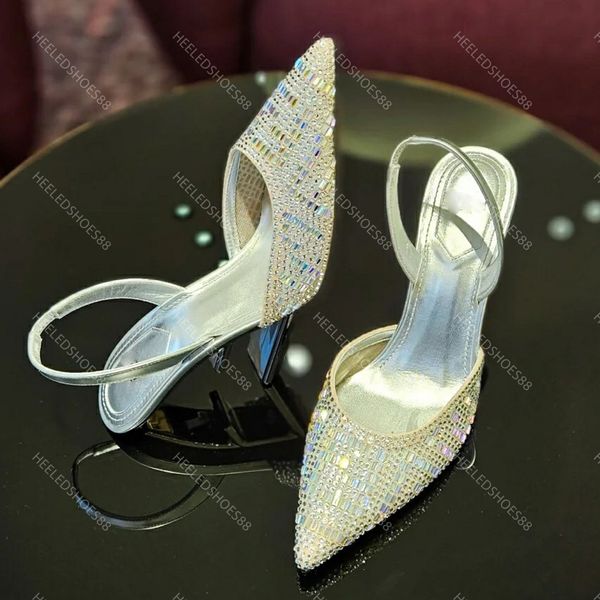 Sandales célèbres designers chaussures pour femme mode strass pantoufles or talon en métal chaussure pour femme 9.0CM sandale à talon haut talon 35-42