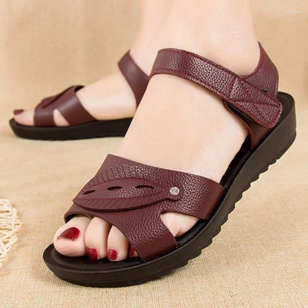 Sandalias Para mujer antideslizantes de verano, zapatillas de fondo suave de Color sólido, Zapatos de playa informales con punta redonda de estilo coreano Para mujer