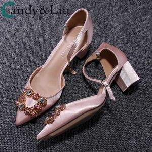 Sandalen vrouwelijke sandalen champagne vierkant kristallen stenen decoratie dik hiel vet laag 5 cm 7 cm satijnen bruid feest gracieuze schattige vrouwen schoenen t230208