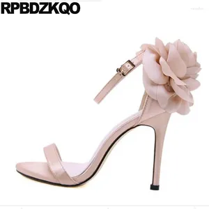 Sandales fétiche talons hauts Designer fleur pompes stiletto bracelet de cheville femmes 2024 mode d'été belles chaussures dames ouverts ouverts