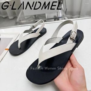 Sandalen Slippers Comfortabele platte hak Zomerverkopers Modeontwerper Dames Donkerrode wreefafdekking Strandschoen