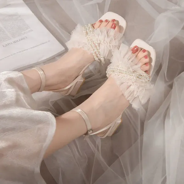 Sandales pour femmes, chaussures Sexy à talons blocs, chaussures pour femmes avec talons moyens, boucles épaisses et épaisses, soldes de fête de mariage, été 2024