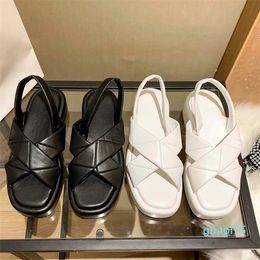 Sandalen voor dames Hakken Designerschoenen Stro Het is geschikt voor vrijetijdsplekken zoals hotels, huizen, wandelen enz. Het klassieke zwart wit